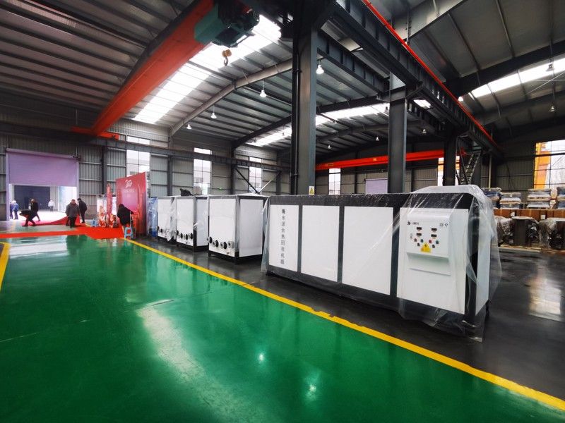 中 央空調(diào)